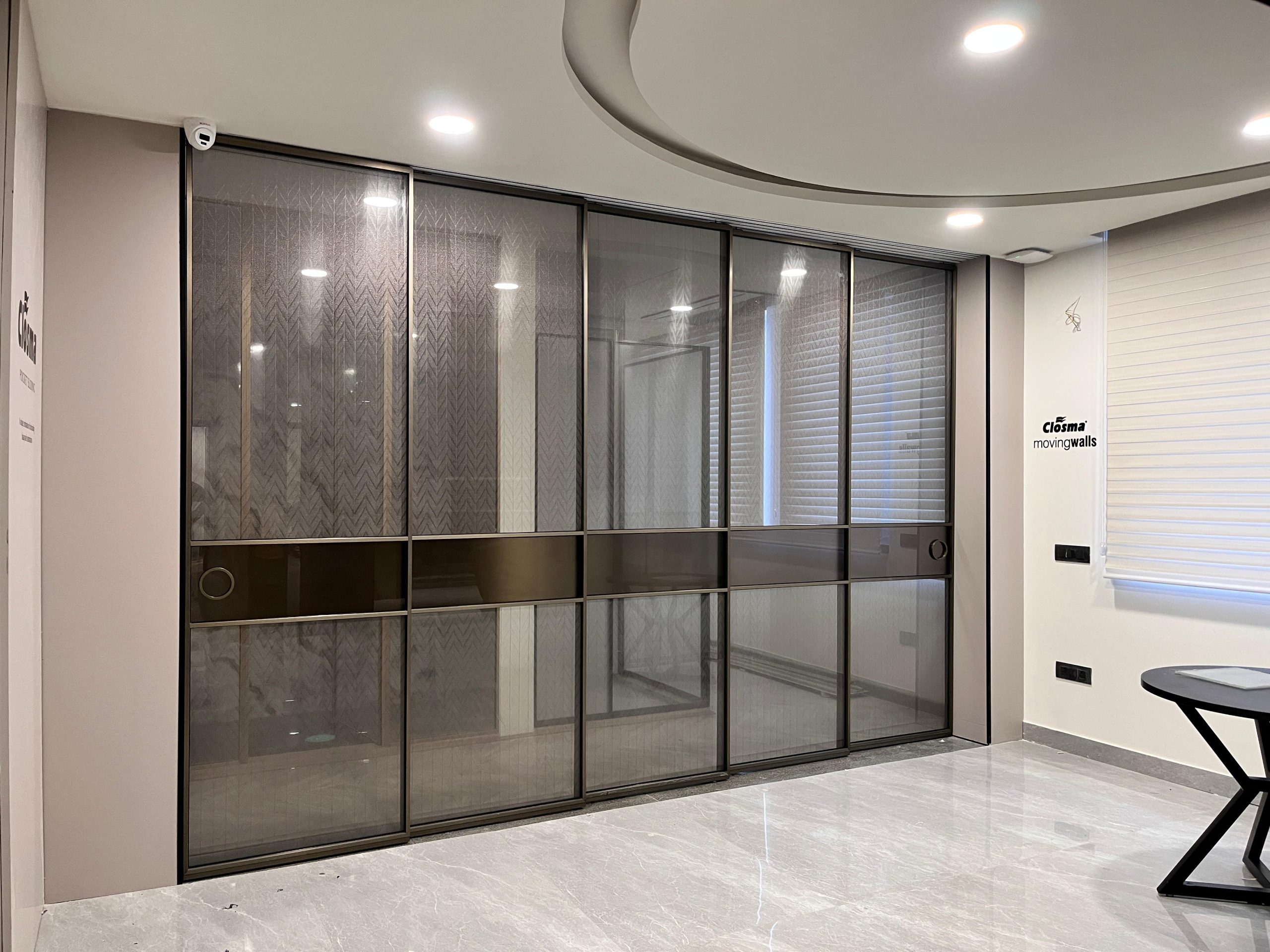 5 Sliding Doors