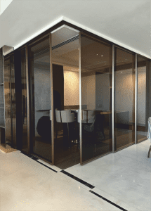 Closma Telescopic Sliding – 1 Fixed + 4 Sliding Doors