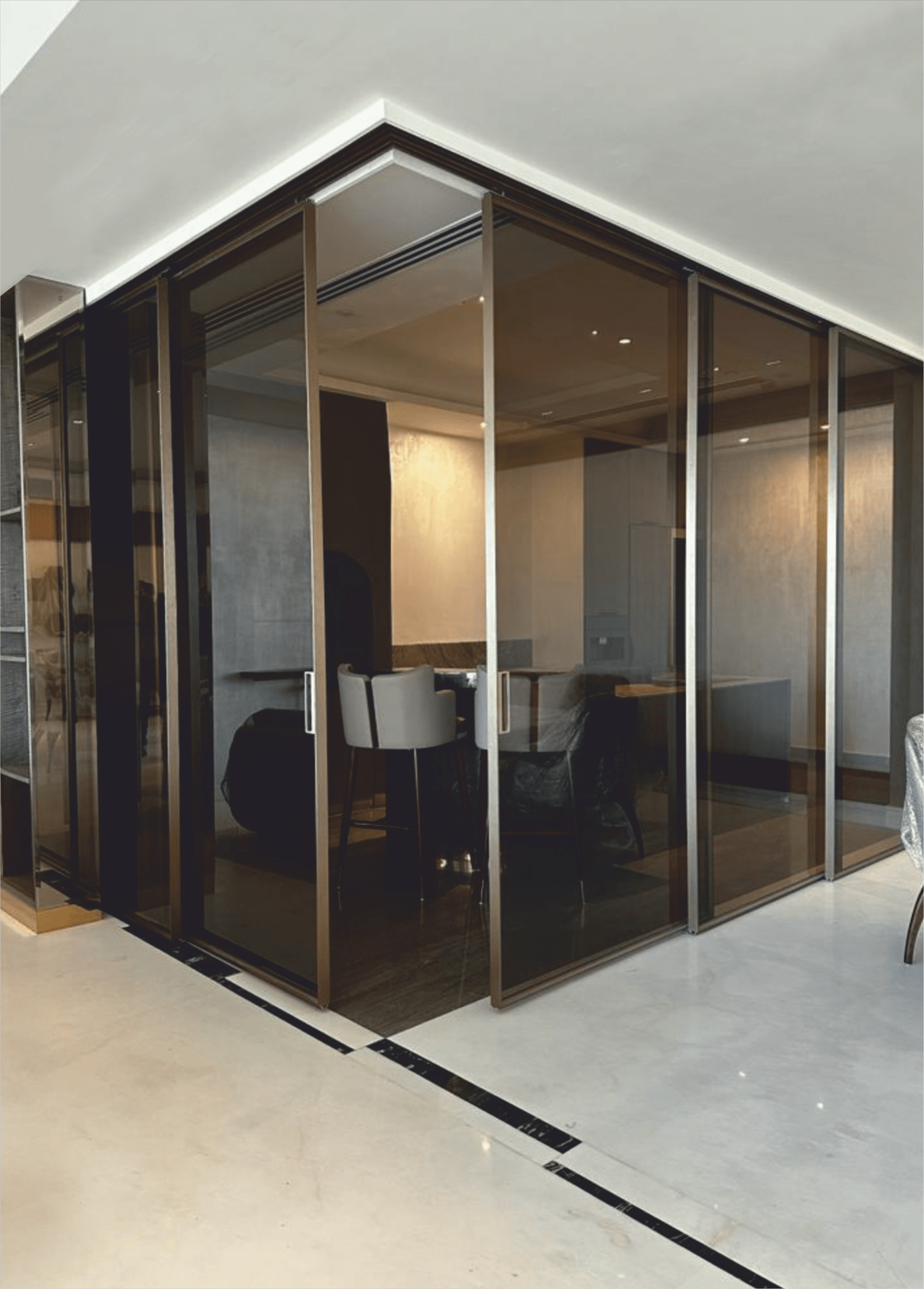 1 Fix + 4 Sliding Doors
