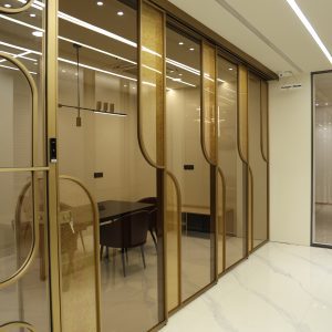 1 Fix + 3 Sliding Doors